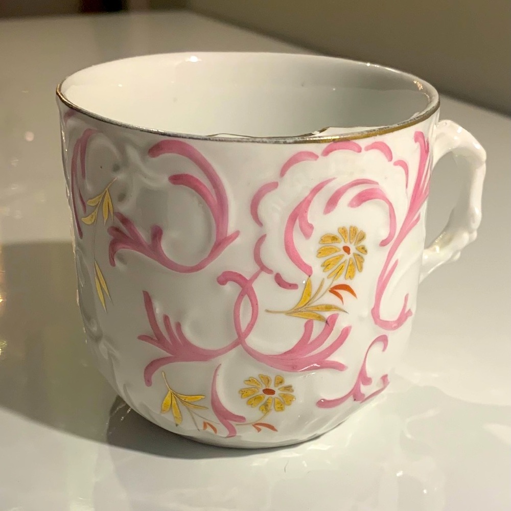 Victorian Antique Gilt “Mustache Mug”